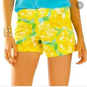 Lilly Pulitzer Deenie yellow shorts. Size 0